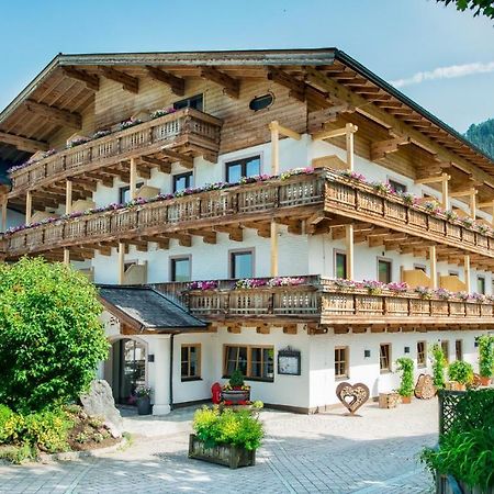 Hotel Schoerhof Saalfelden Ngoại thất bức ảnh