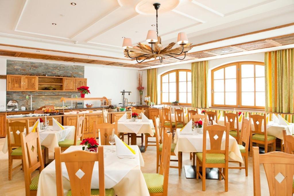 Hotel Schoerhof Saalfelden Ngoại thất bức ảnh